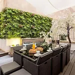Appartement Luxueux Paris - Champs Elysees - 10P - Parking