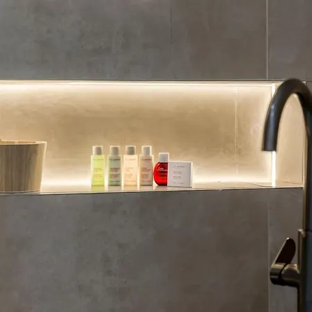 Appartamento Luxueux - Champs Elysees - 10p - Parking Parigi
